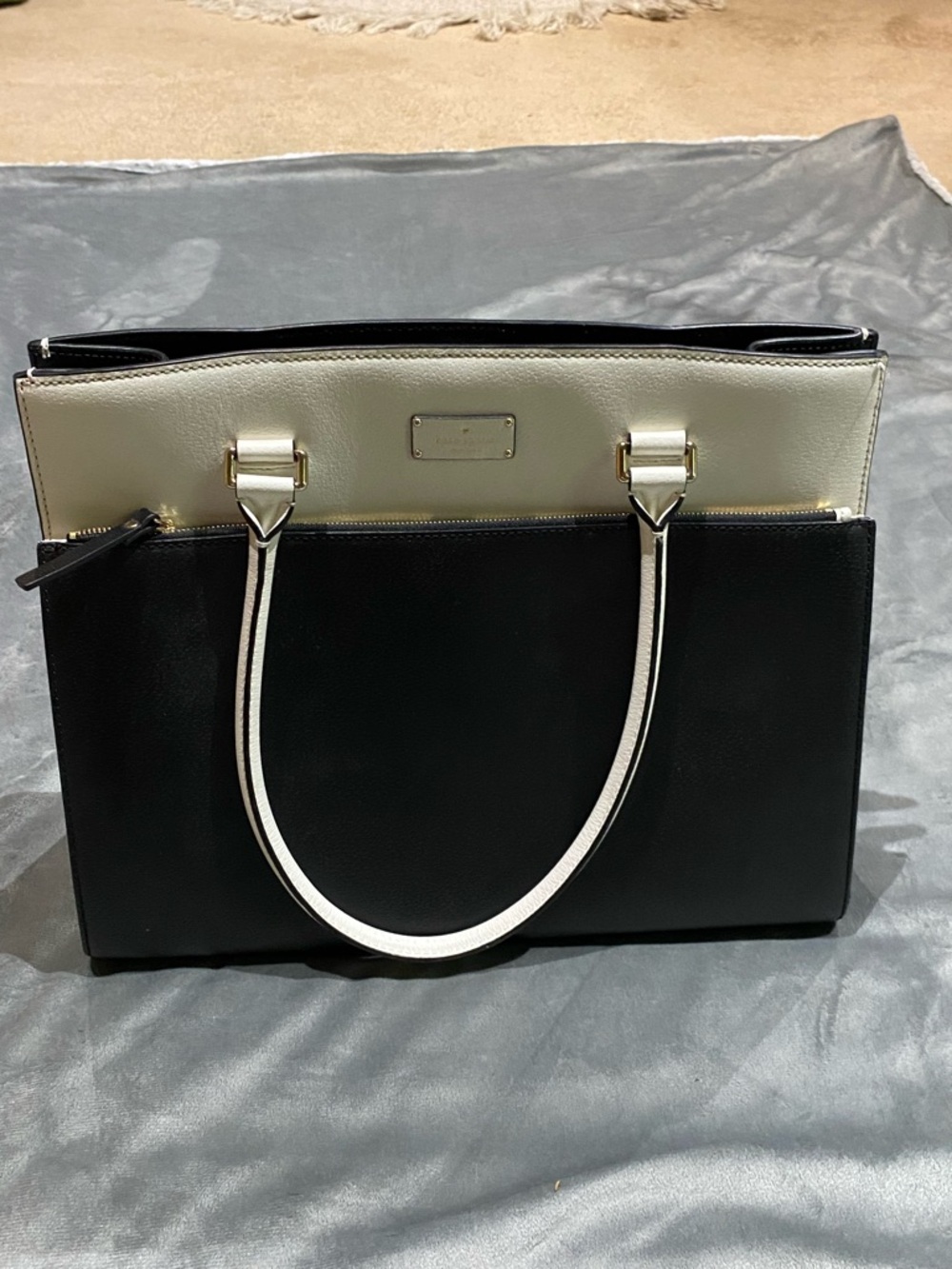 kate spade Two-Tone Black and Cream Structured Tote - Picture 15 of 16